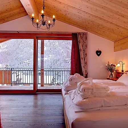 Sleeps 8 Vakantiehuis *